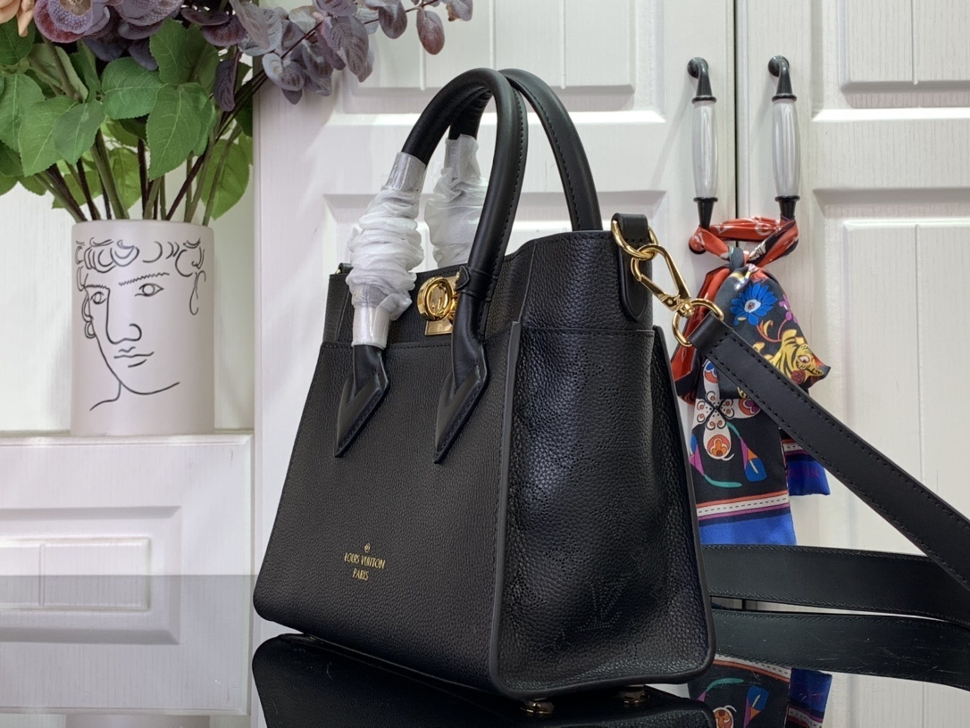 LV On My Side m21546