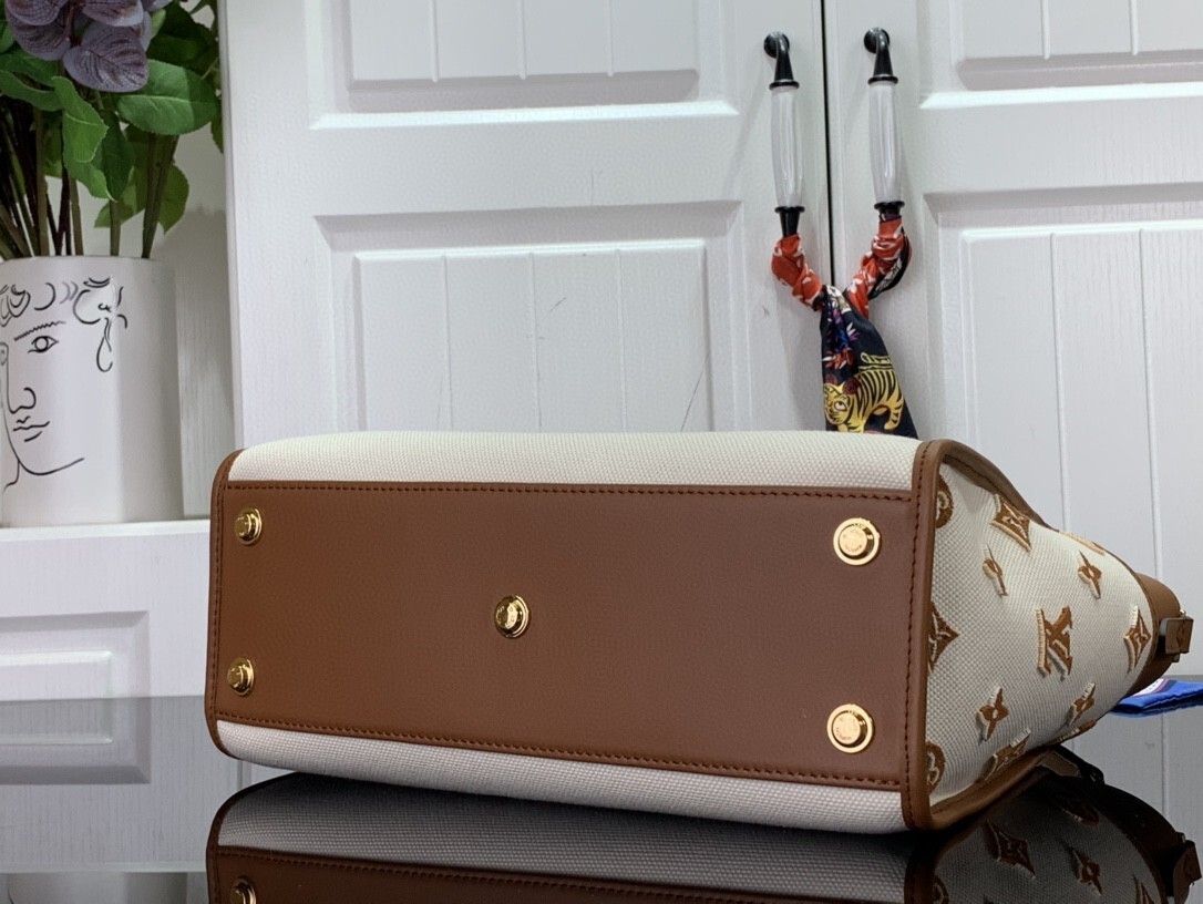 LV ON MY SIDE MM M59842