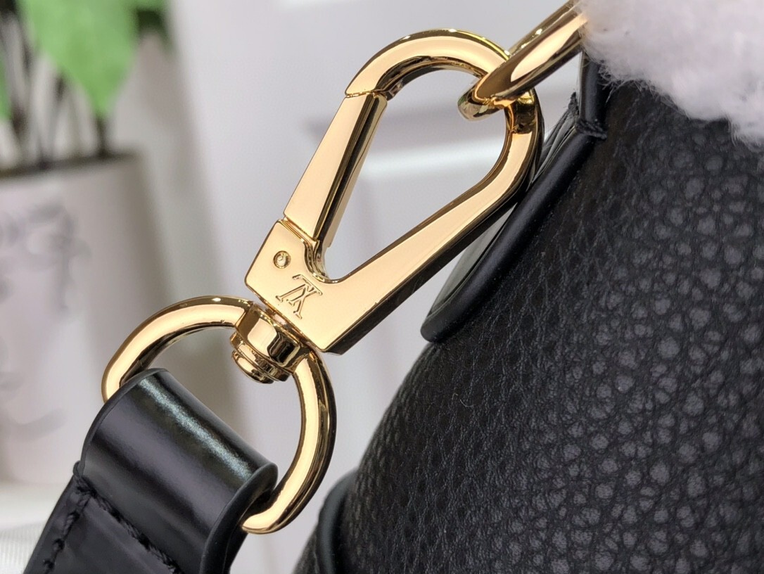 LV ON MY SIDE PM M58918