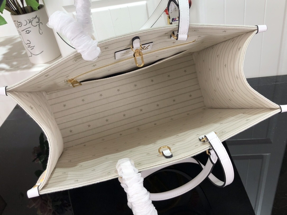 LV ONTHEGO GM M20815