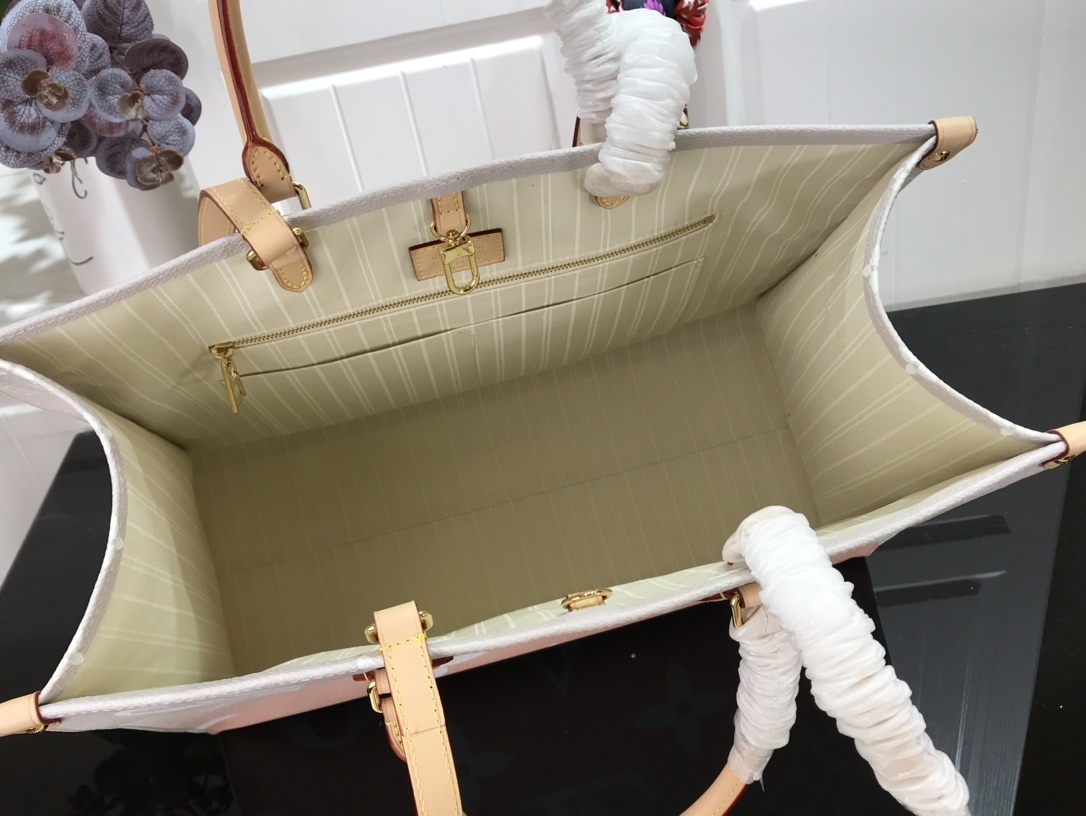 LV ONTHEGO GM M57639