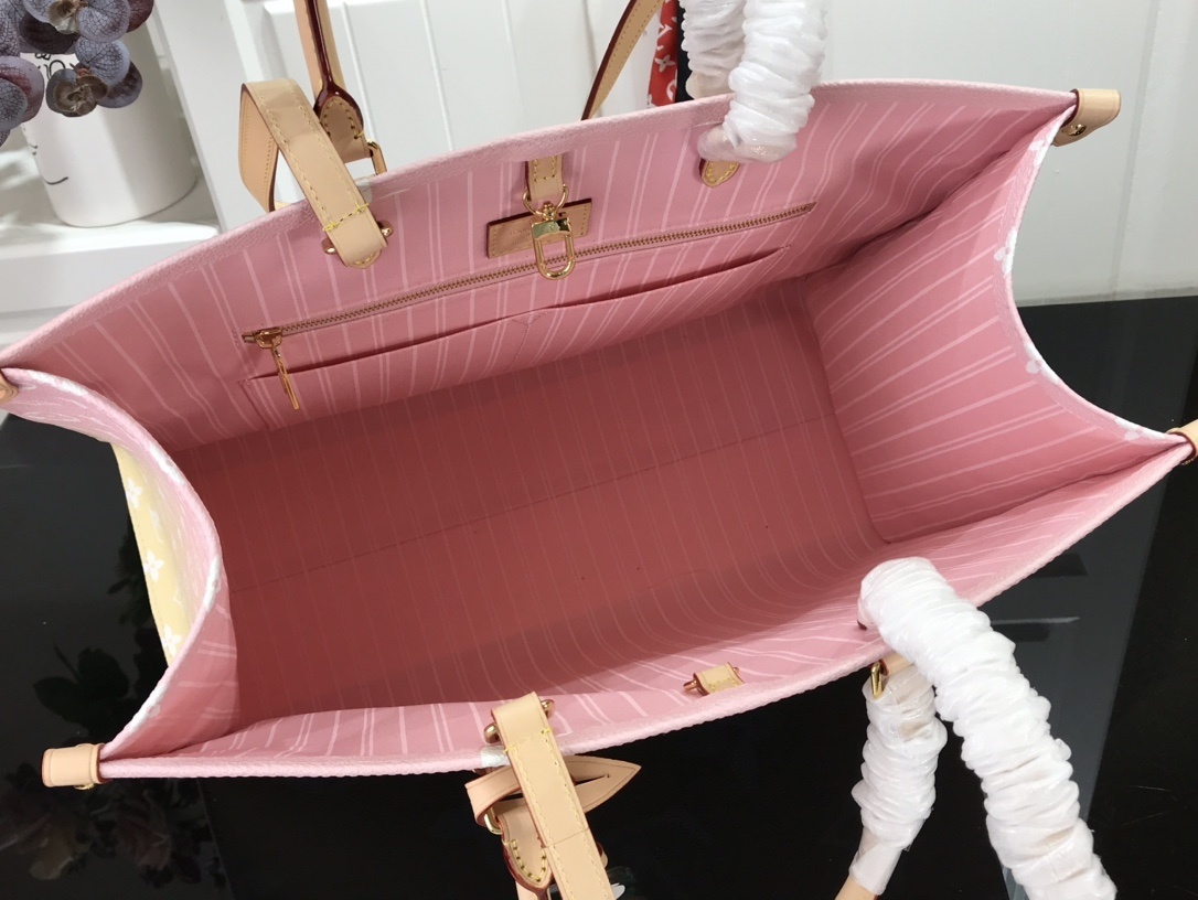 LV ONTHEGO GM M57639