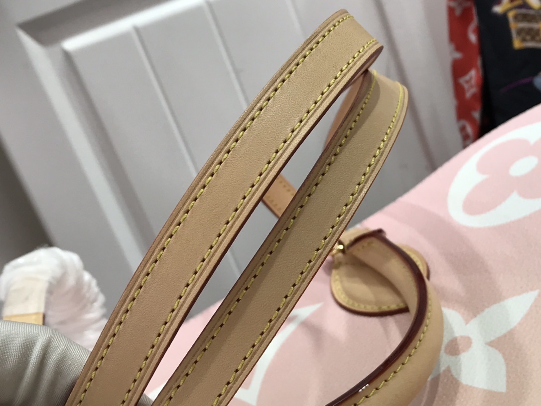 LV ONTHEGO GM M57639