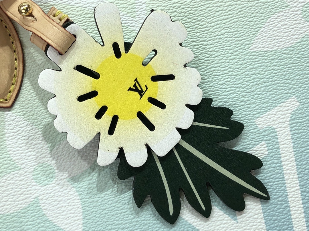 LV ONTHEGO GM M57639