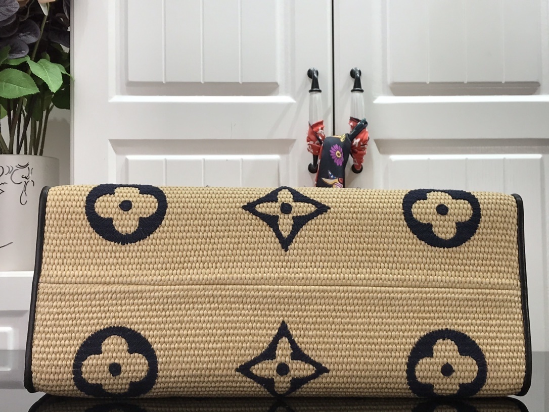 LV ONTHEGO GM M57644