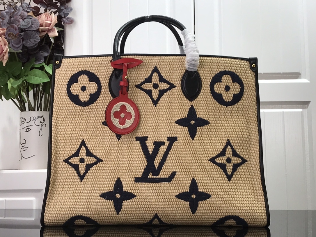LV ONTHEGO GM M57644