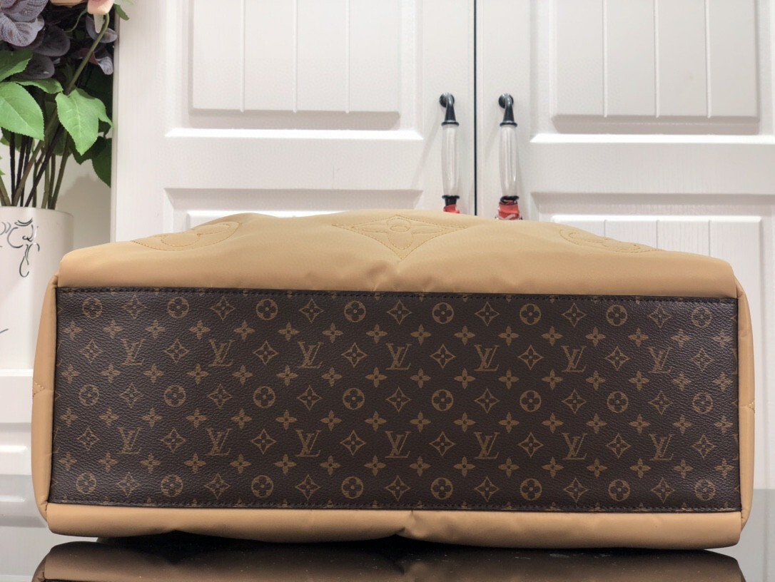 LV ONTHEGO GM M59005