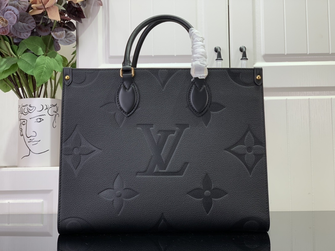 LV ONTHEGO m23937