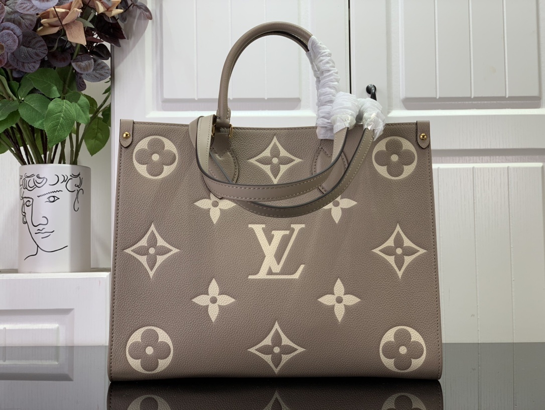 LV ONTHEGO m23937