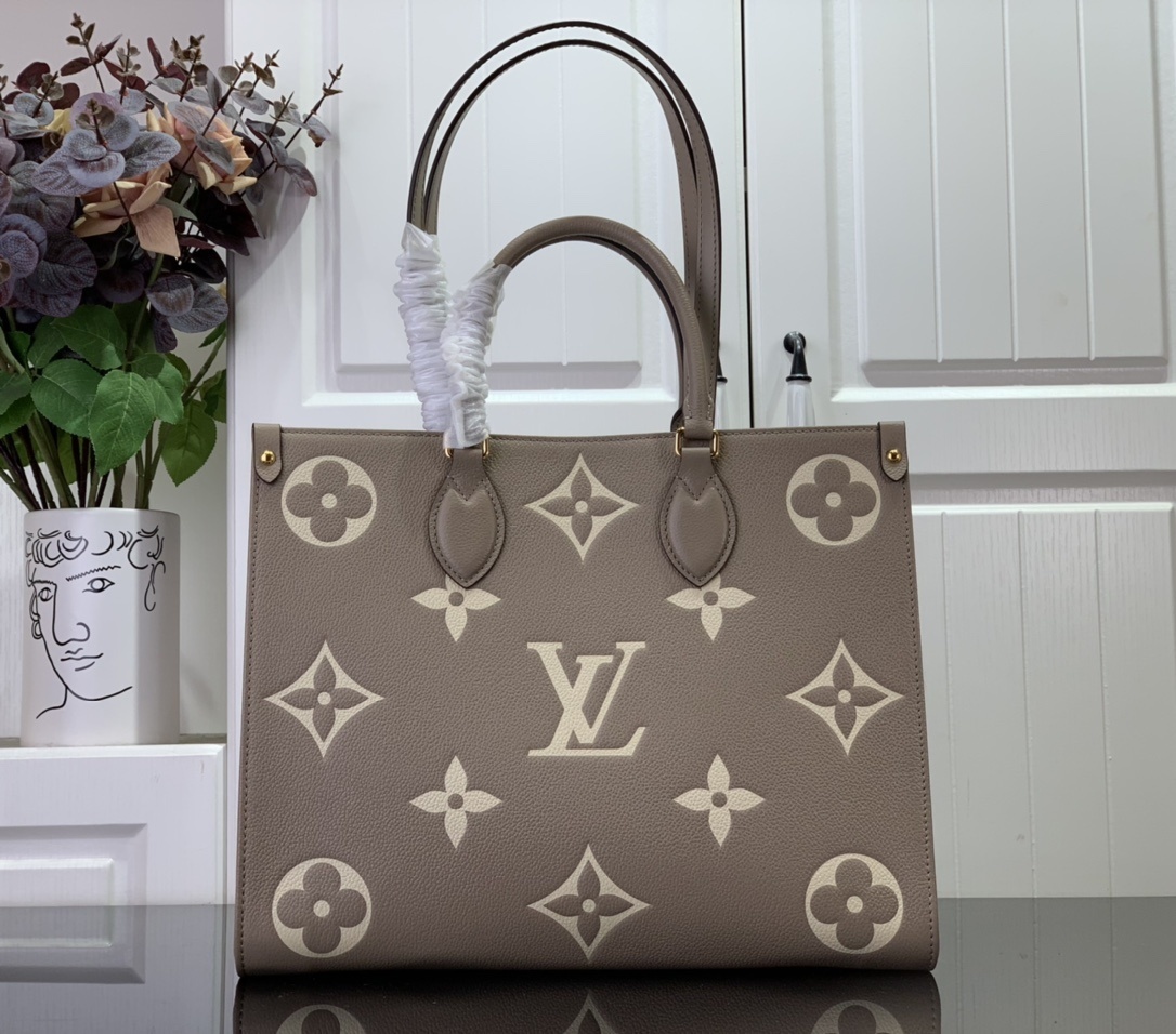LV ONTHEGO m23937