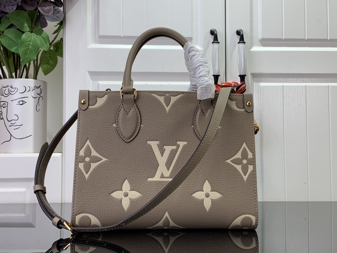 LV ONTHEGO m45779 