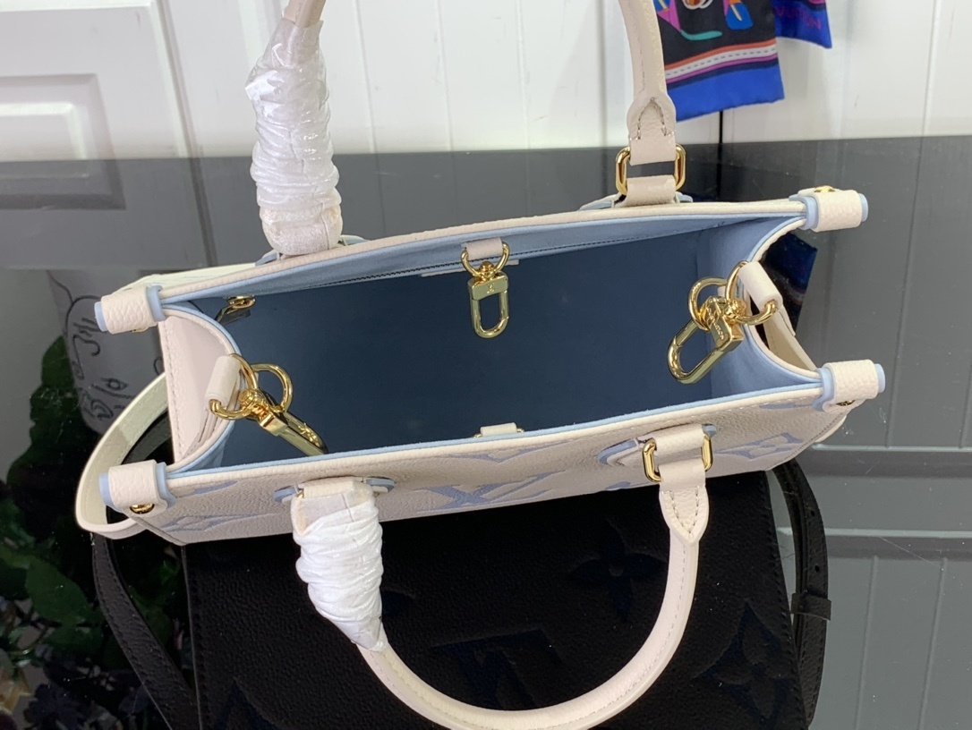 LV Onthego mini M45653