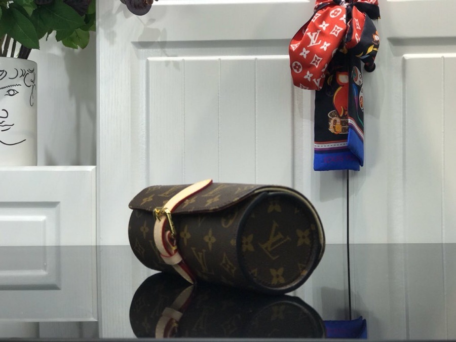 LV Onthego MM m25523