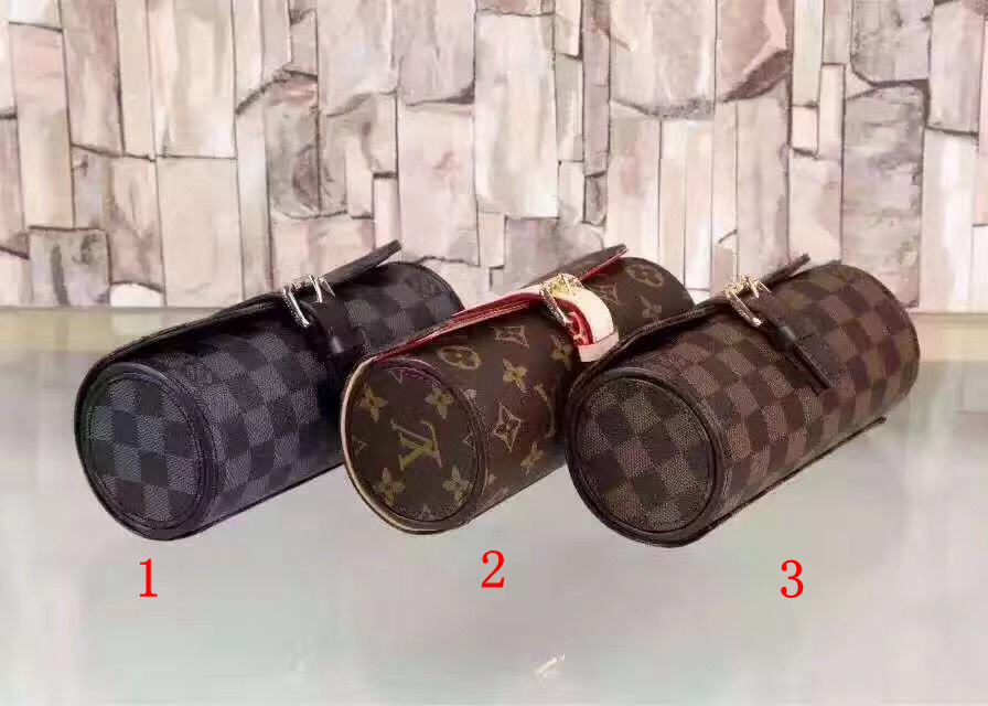 LV Onthego MM m25523