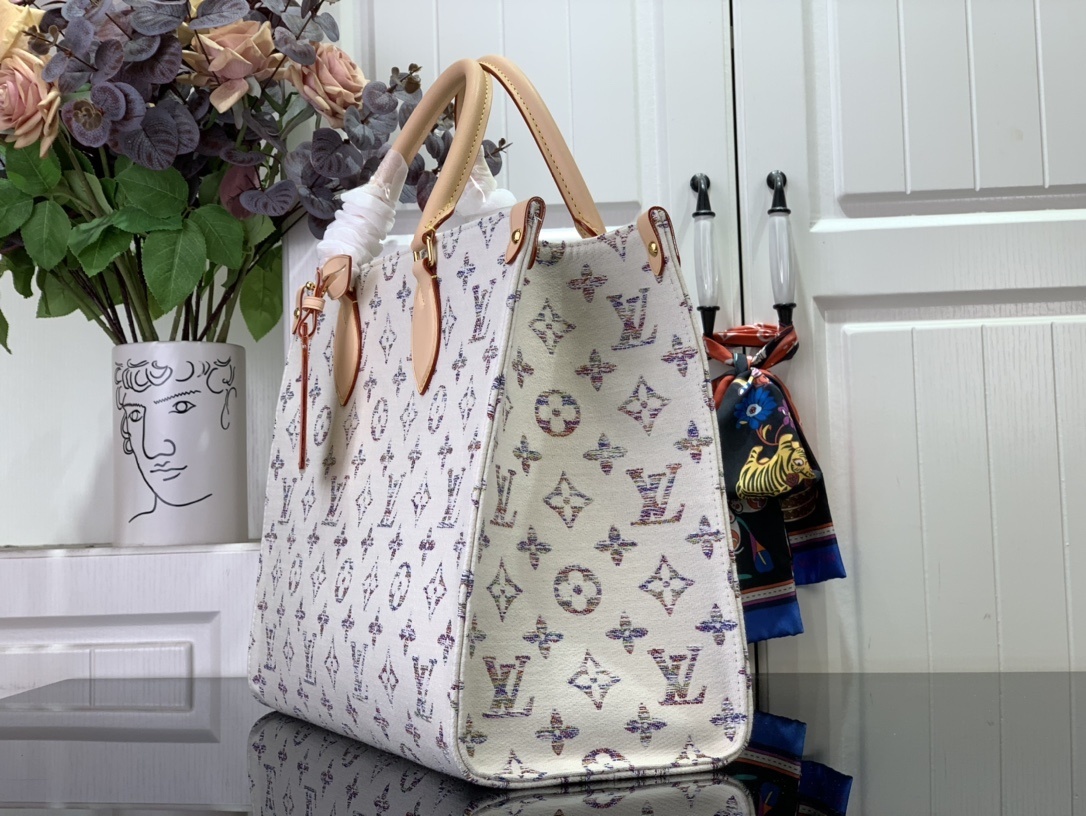 LV OnTheGo MM m24708