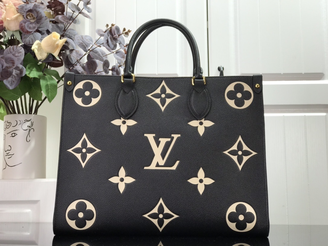 LV ONTHEGO MM M45495