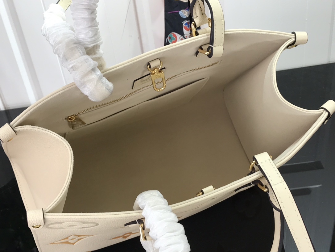 LV ONTHEGO MM M45717