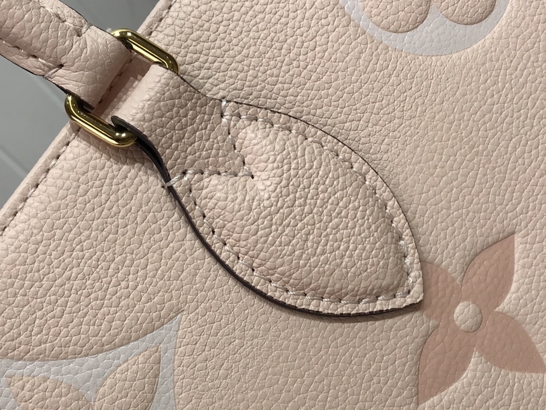 LV ONTHEGO MM M45717