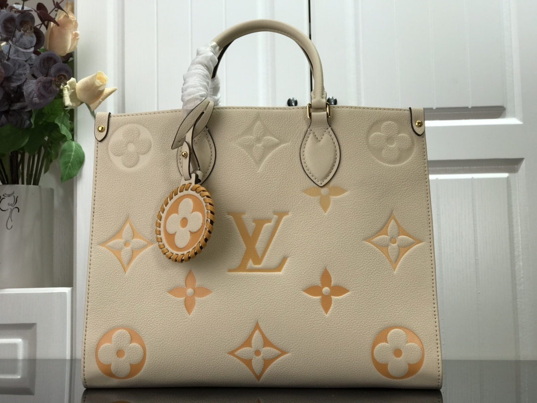 LV ONTHEGO MM M45717