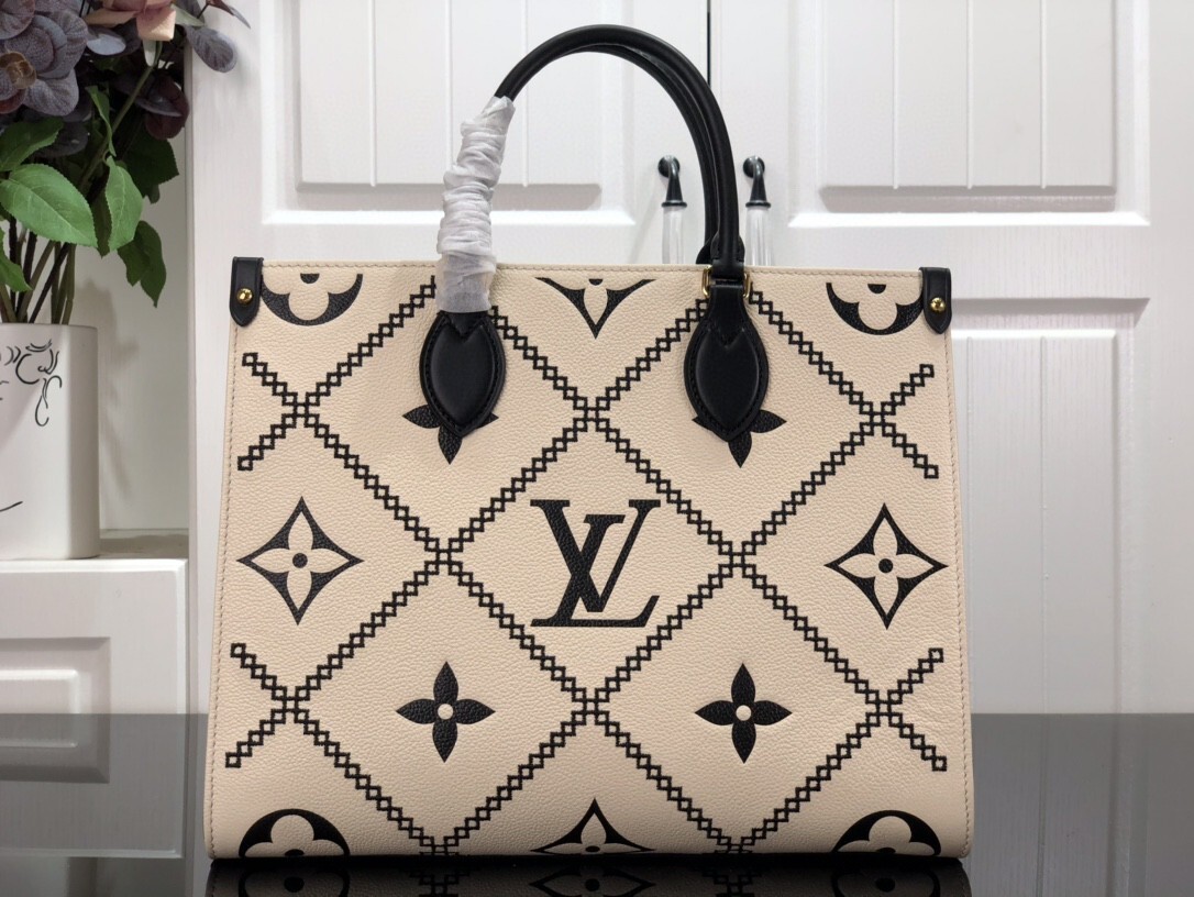LV ONTHEGO MM M46016