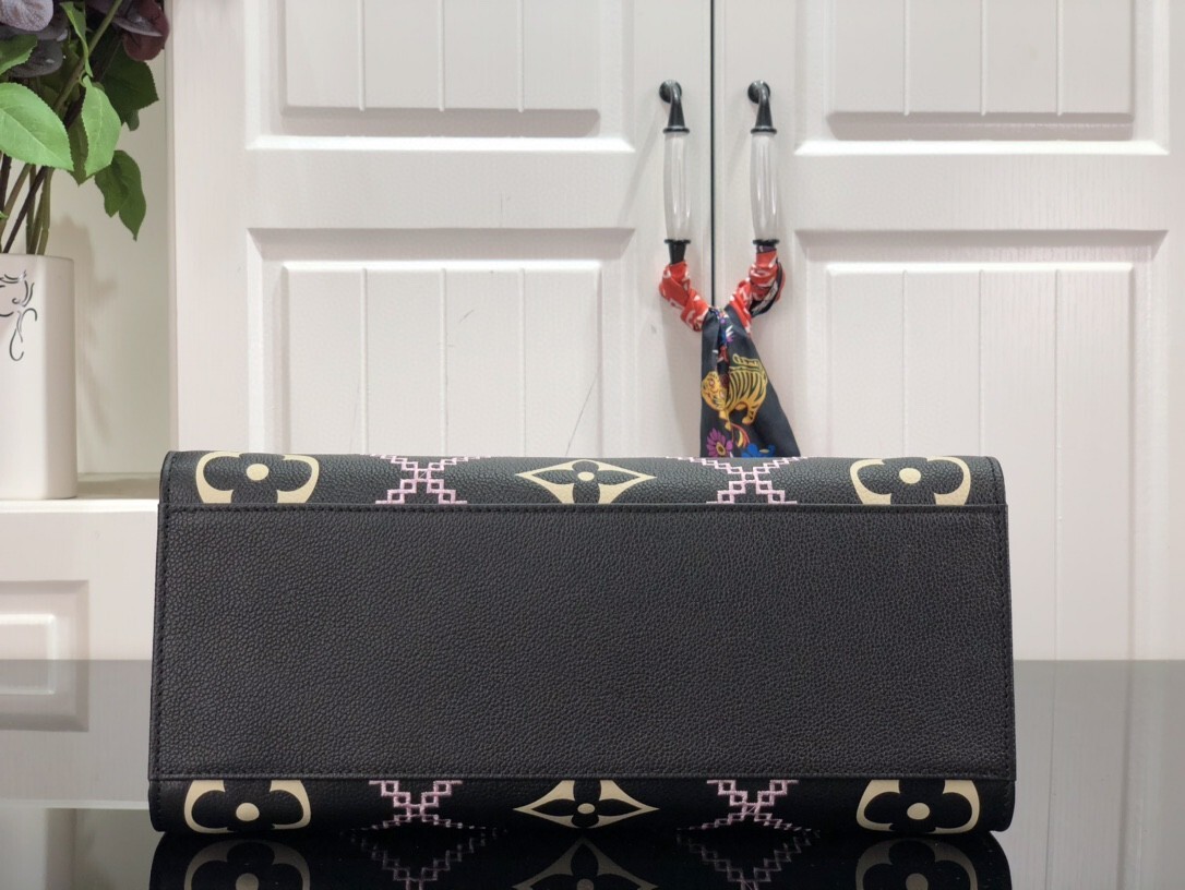 LV ONTHEGO MM M46016