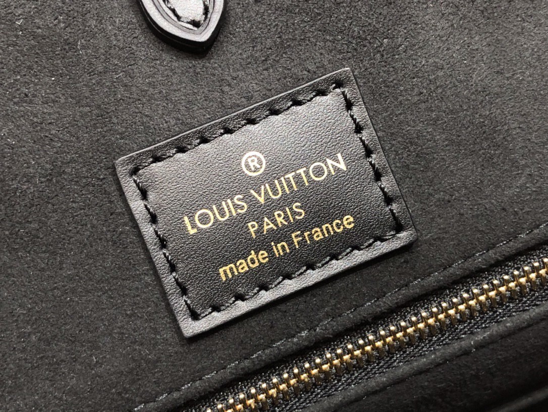 LV ONTHEGO MM M46016