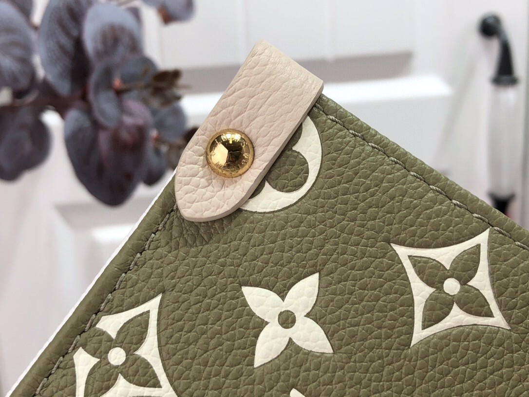 LV ONTHEGO MM M46060