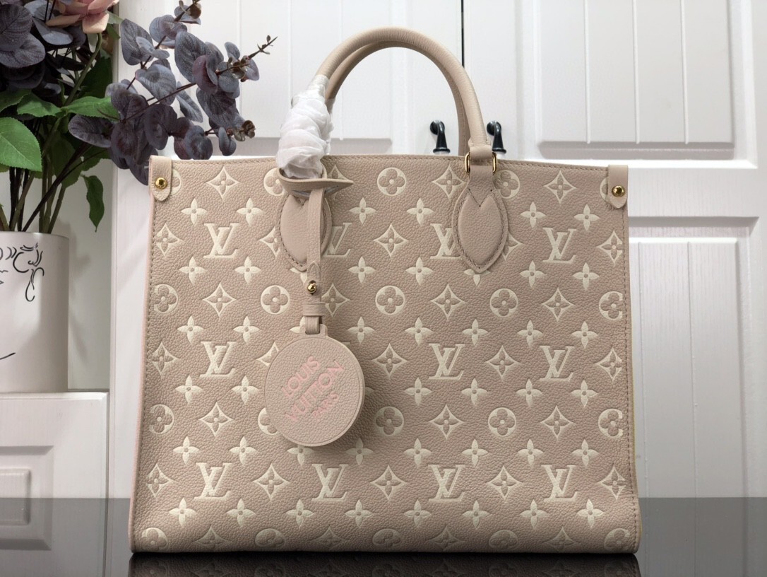 LV ONTHEGO MM M46060