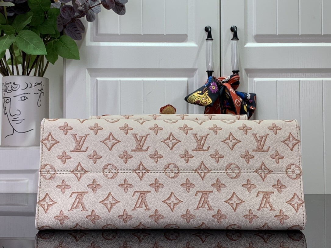 LV ONTHEGO MM M46154