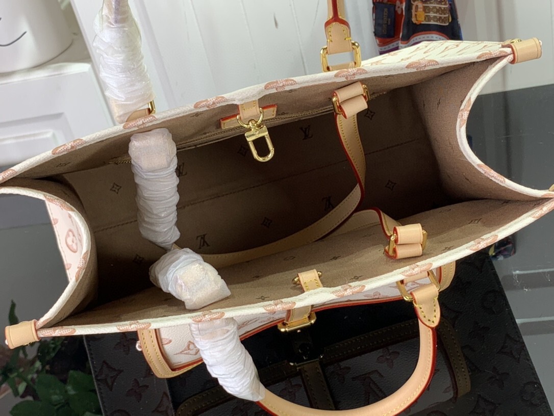 LV ONTHEGO MM M46154