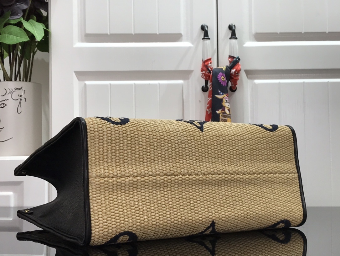 LV ONTHEGO MM M57723