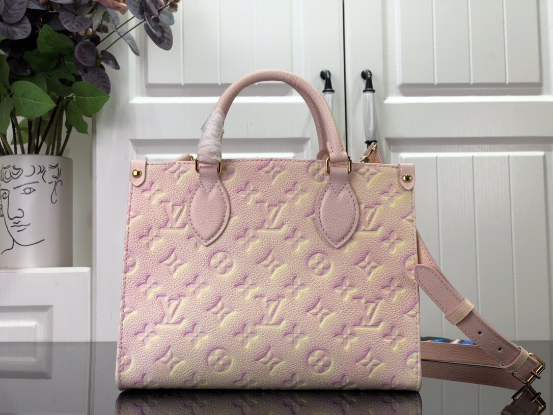 LV ONTHEGO PM M46168