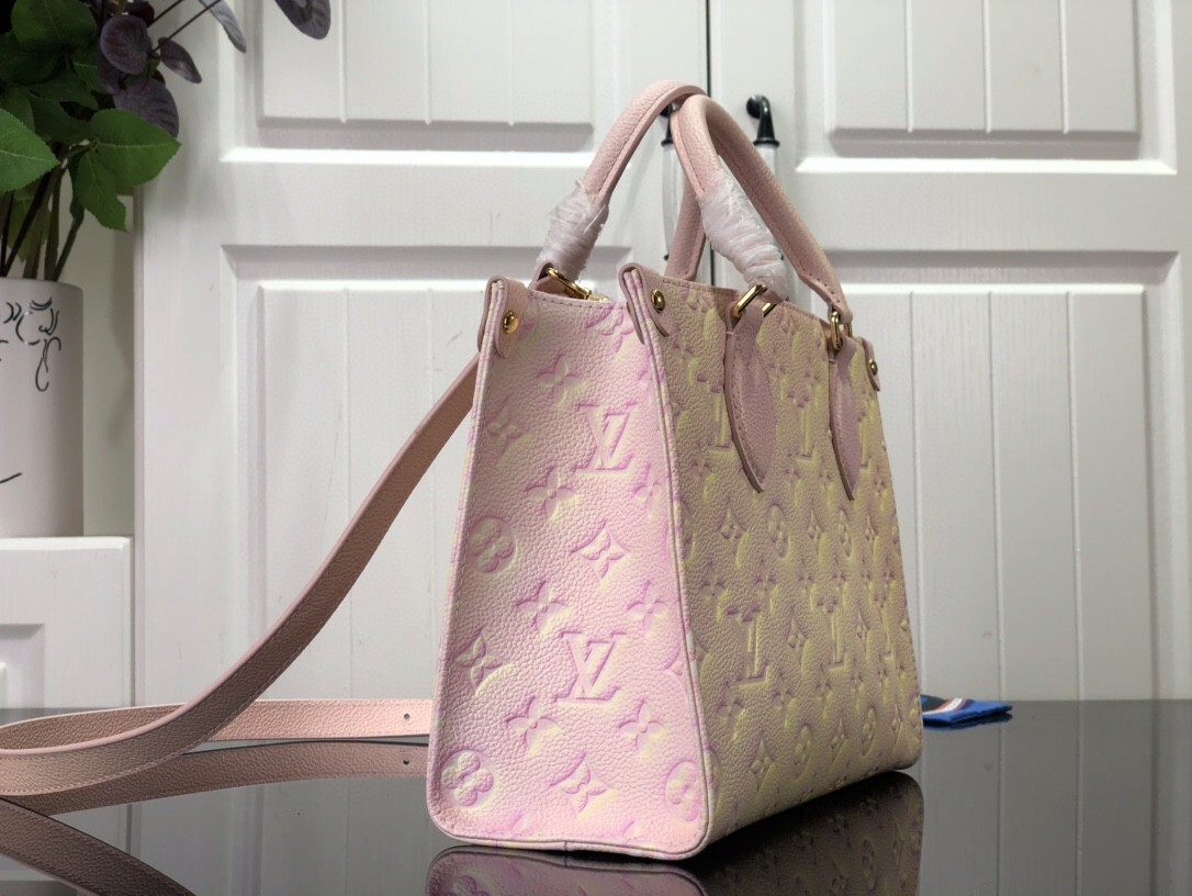 LV ONTHEGO PM M46168