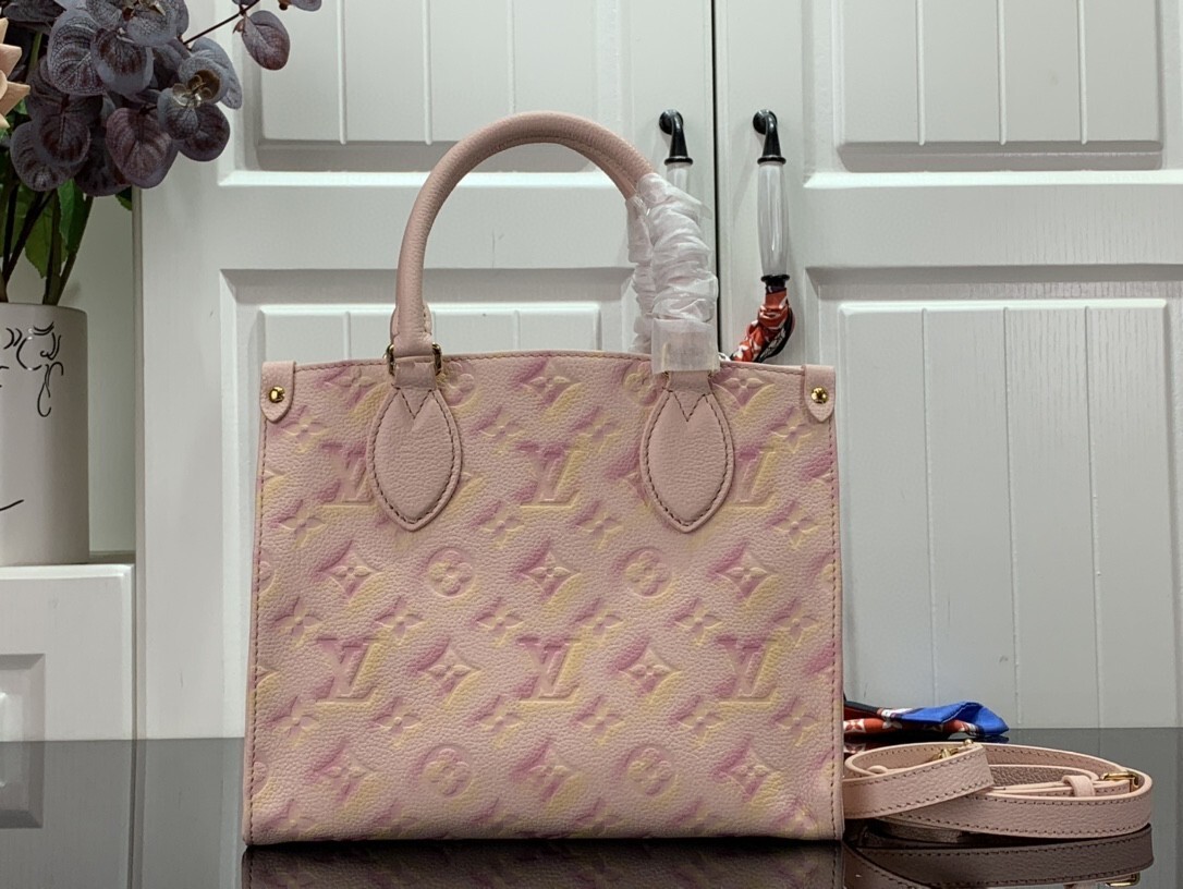 LV ONTHEGO PM M58956