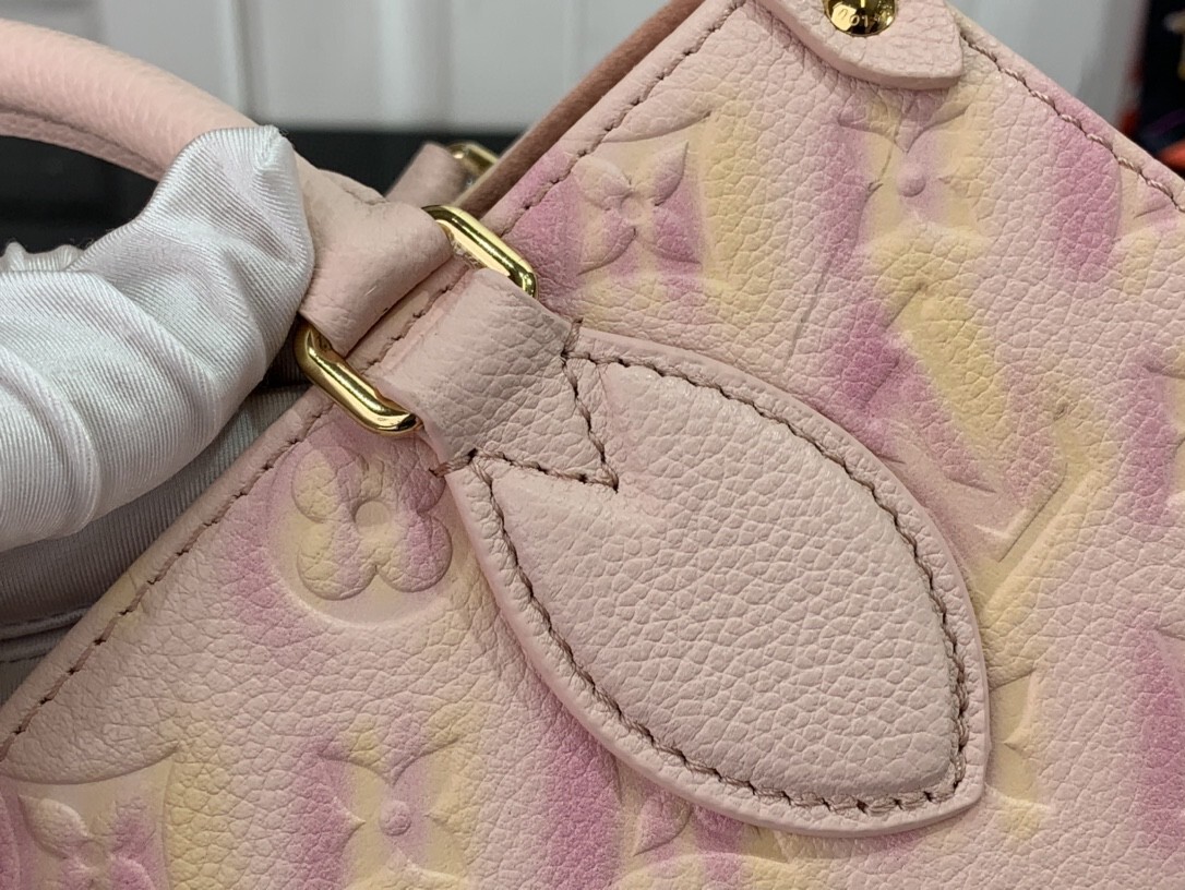 LV ONTHEGO PM M58956