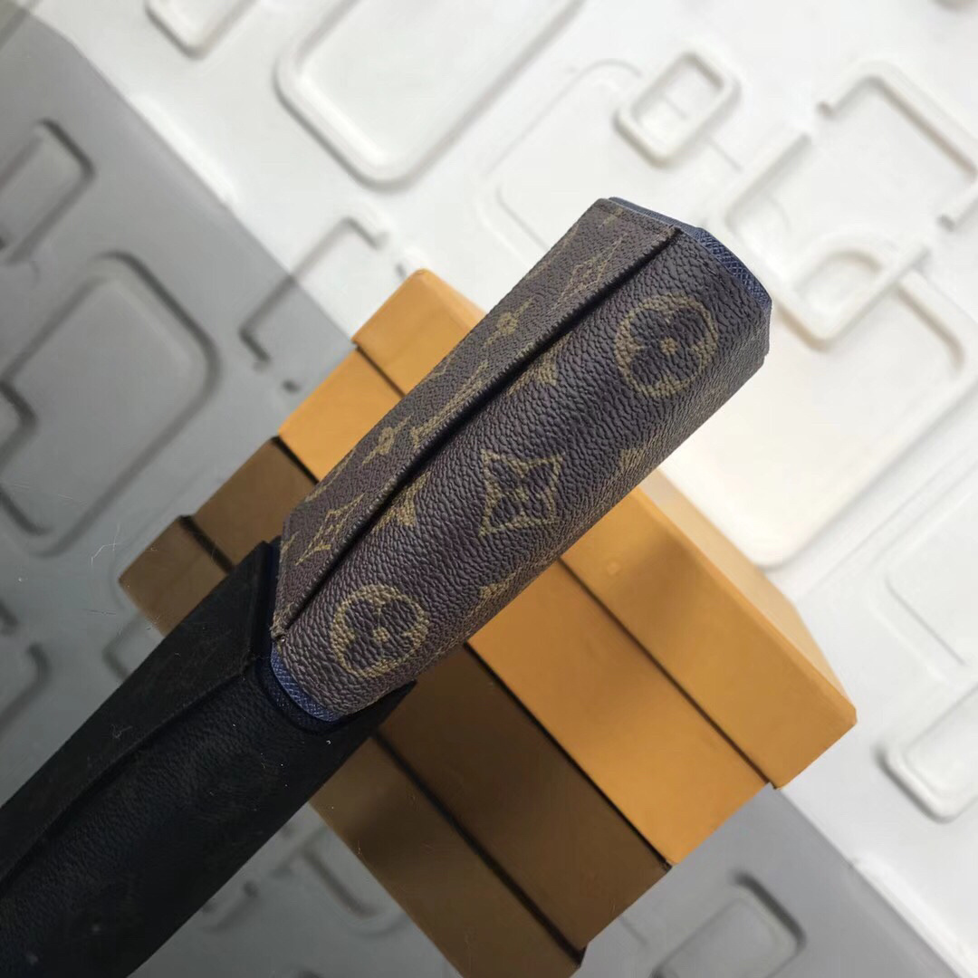 LV ORGANIZER DE POCHE M62240 