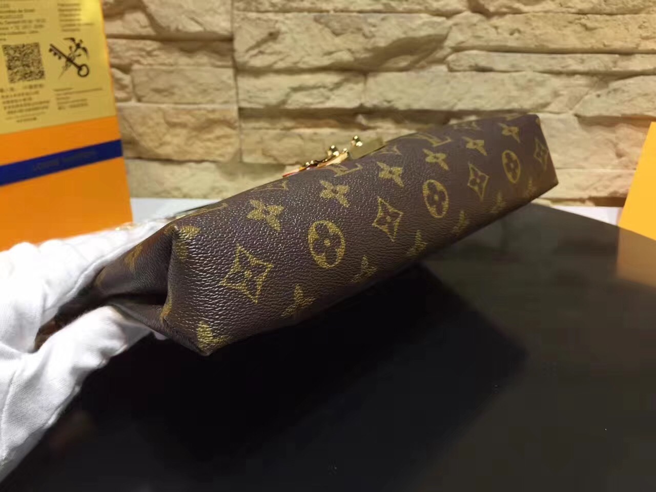 LV PALLAS CHAIN Bag M41201