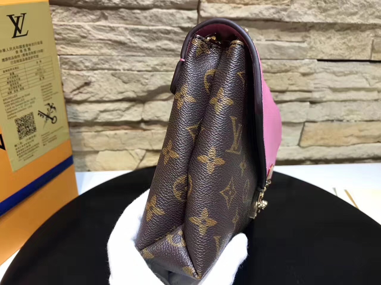 LV PALLAS CHAIN Bag M41201