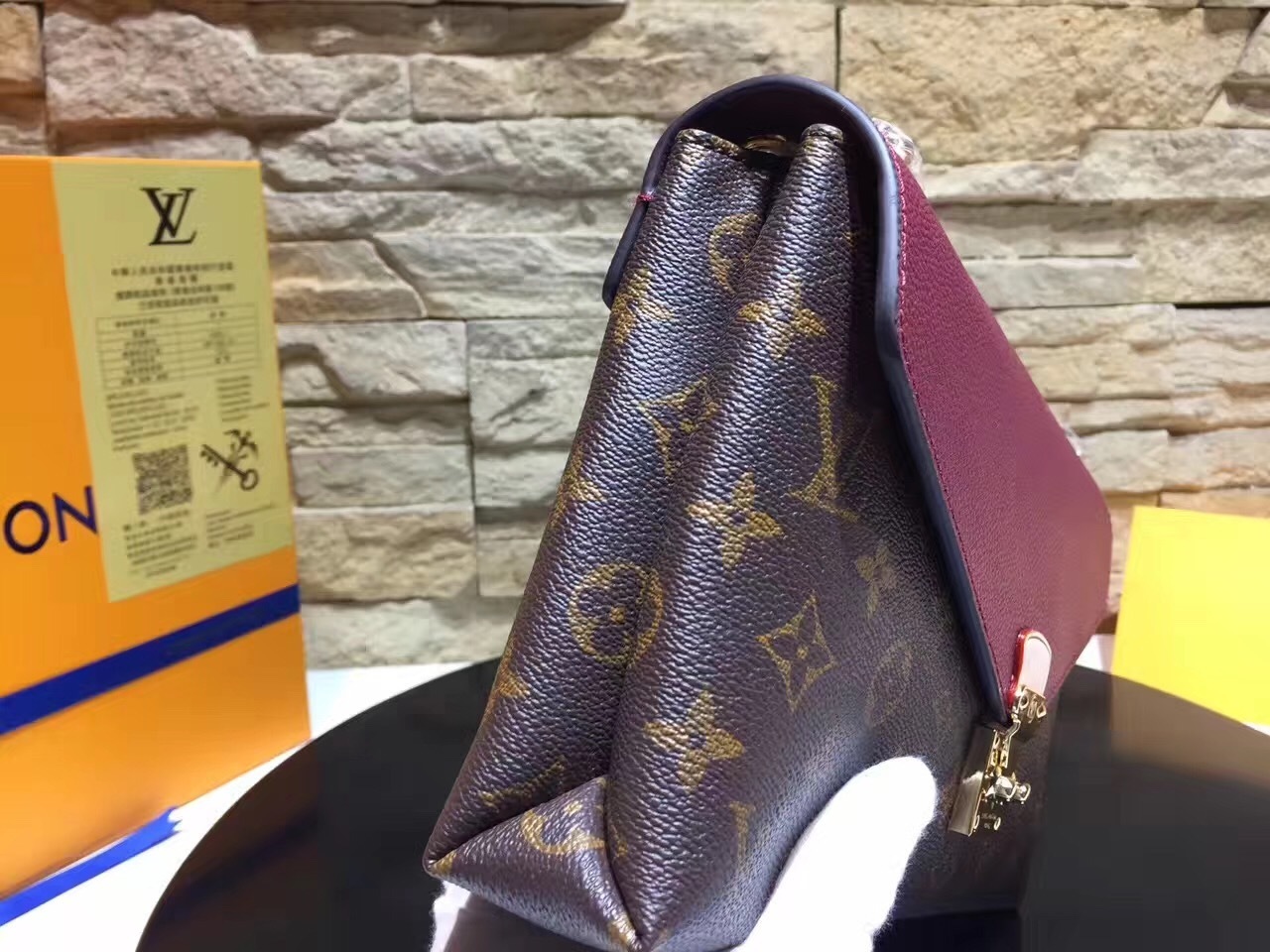 LV PALLAS CHAIN Bag M41201