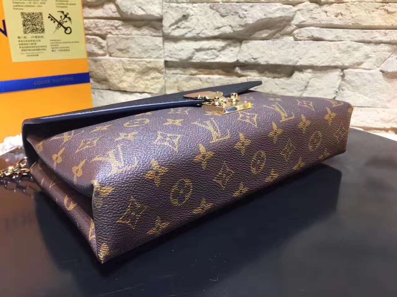 LV PALLAS CHAIN Bag M41201