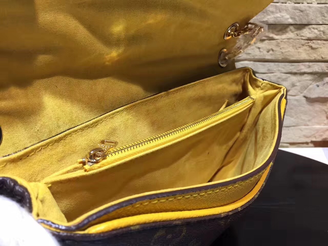 LV PALLAS CHAIN Bag M41201