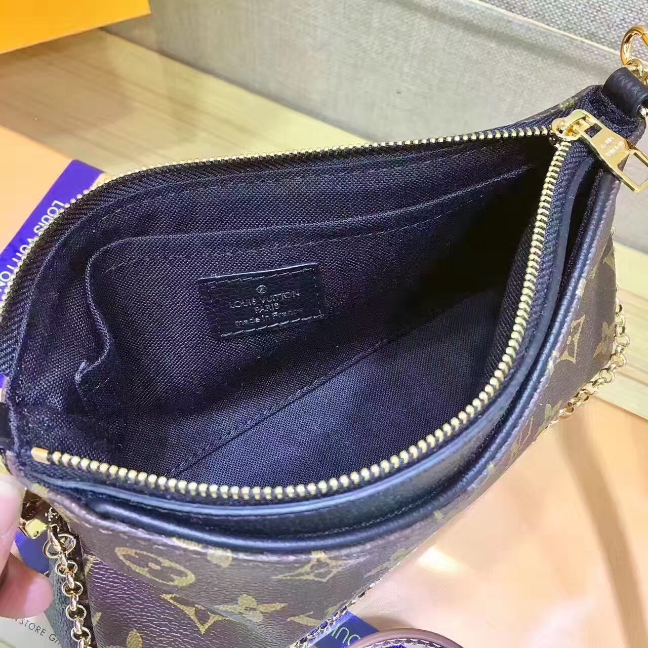 LV PALLAS CLUTH M41638