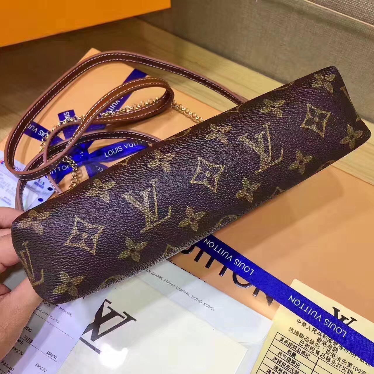 LV PALLAS CLUTH M41638