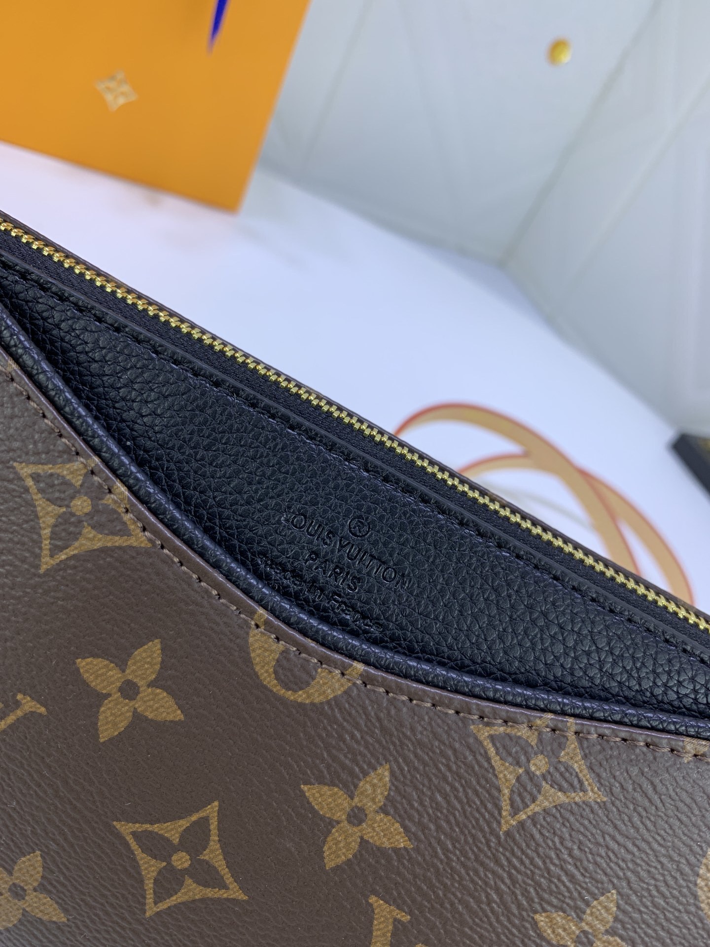 LV PALLS CLUTH M41638