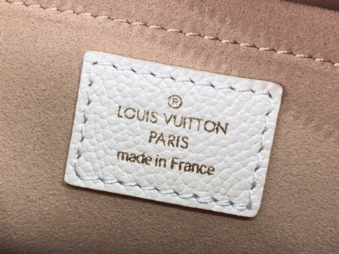 LV PAPILLON BB M45980