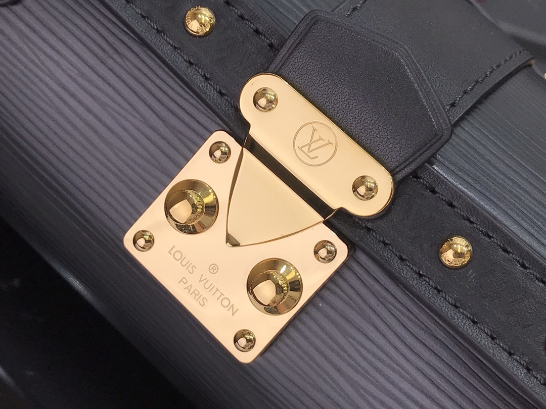 LV PAPILLON TRUNK M58655 