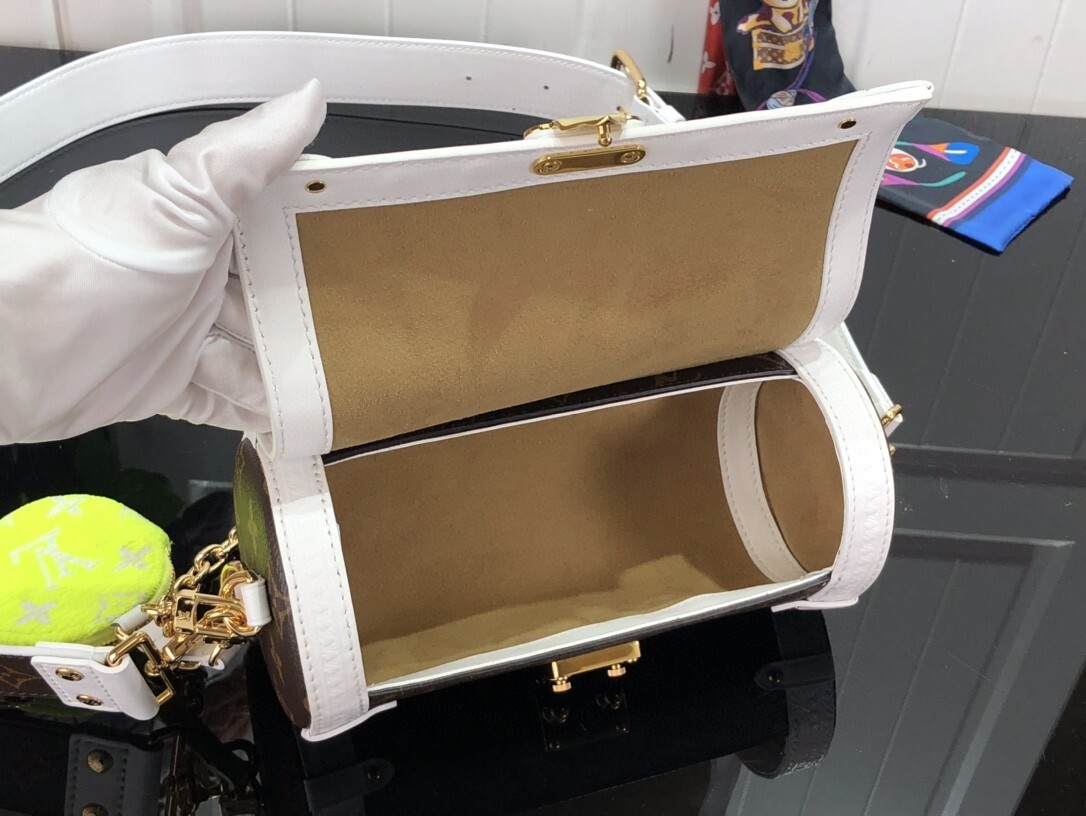 LV PAPILLON TRUNK M81485