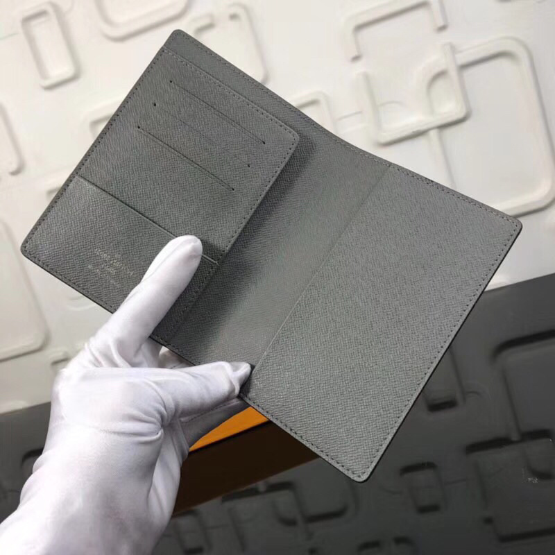 LV Passport Cover M60181