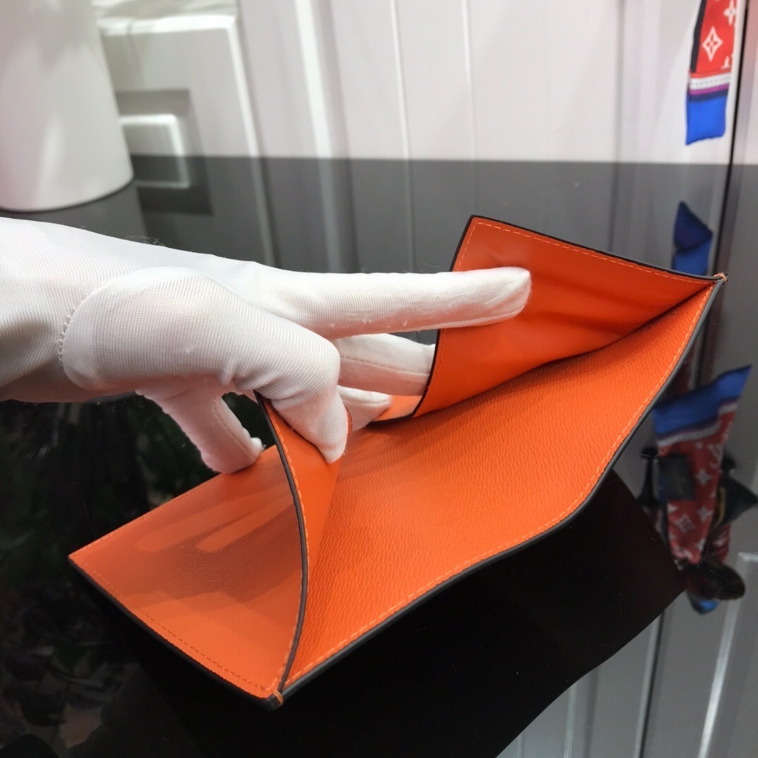 LV PASSPORT COVER M64502 