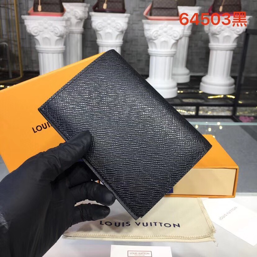 LV PASSPORT COVER M64503